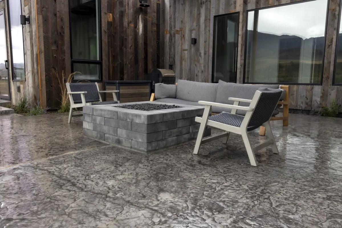 Fire pit patio concrete work by Pilot Peak Construction