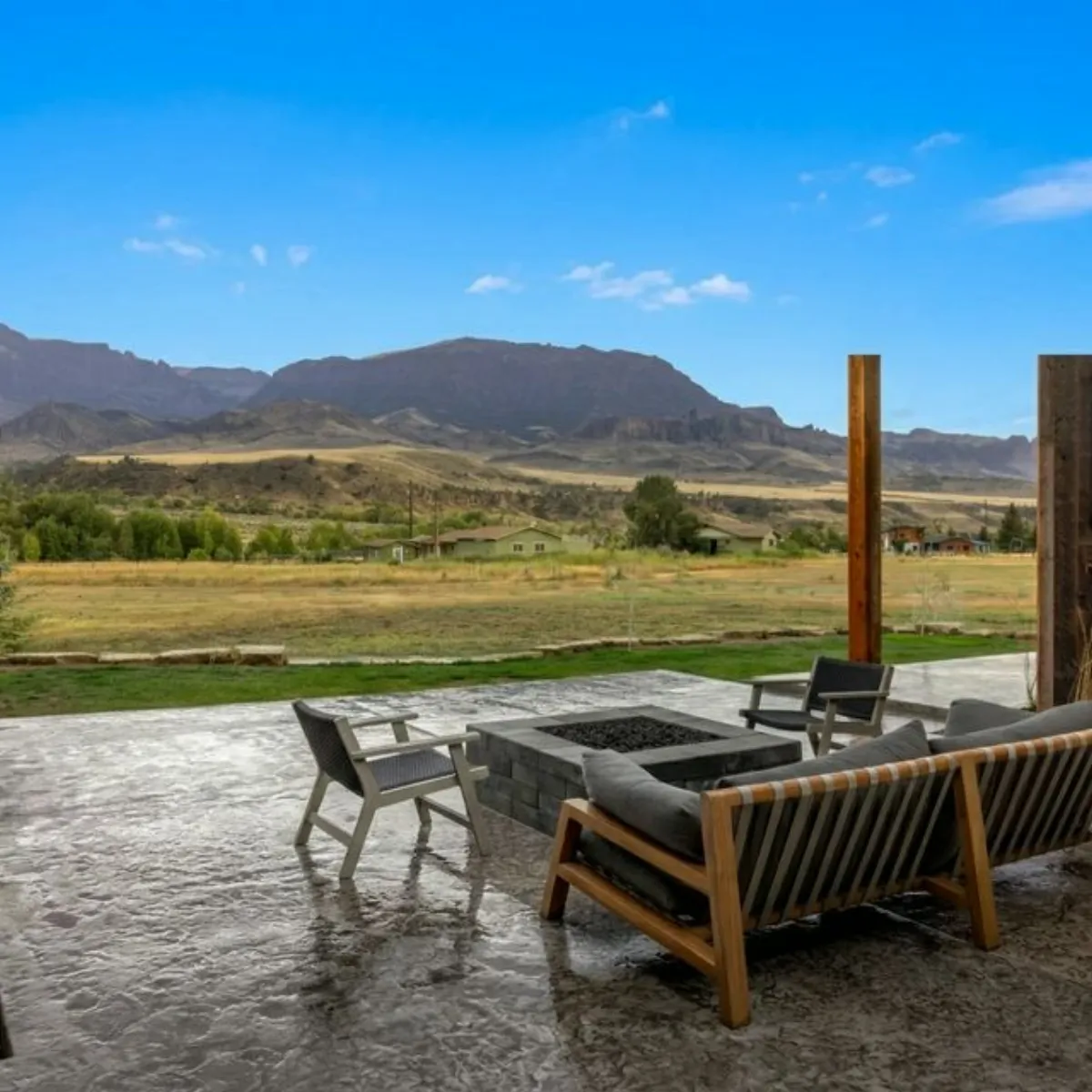 Fire pit patio with mountain views in Cody Wyoming
