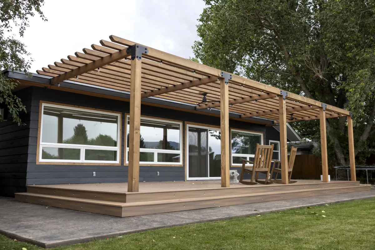 Modern pergola with composite deck by Pilot Peak Construction